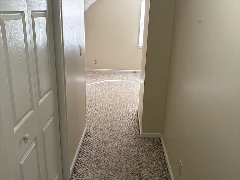 216 Cary St — Photo 12