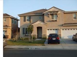 11805 Grotto Hills Ln, Victorville, CA 92392
