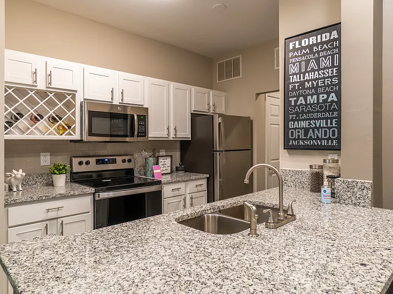 Oaks at Normandy Apartments — Photo 8