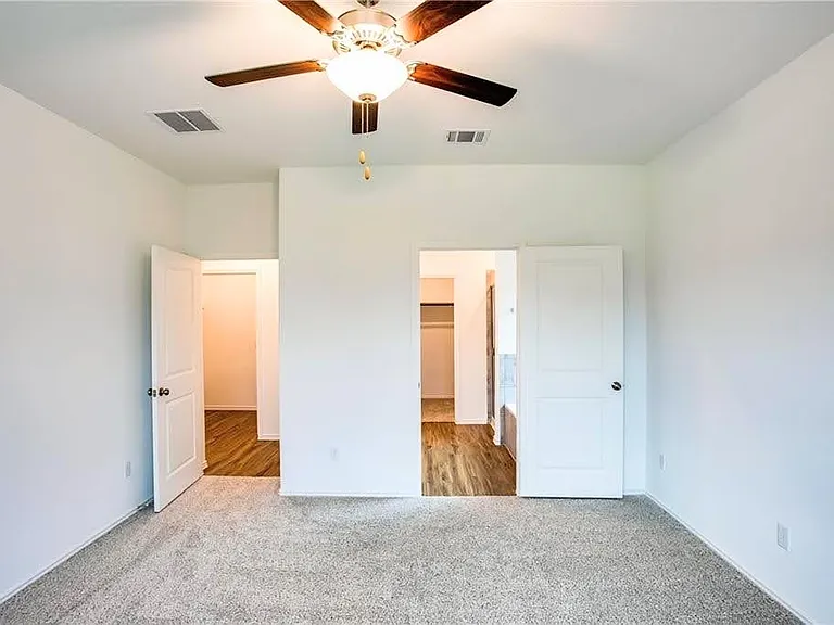 204 Coventry Dr — Photo 19