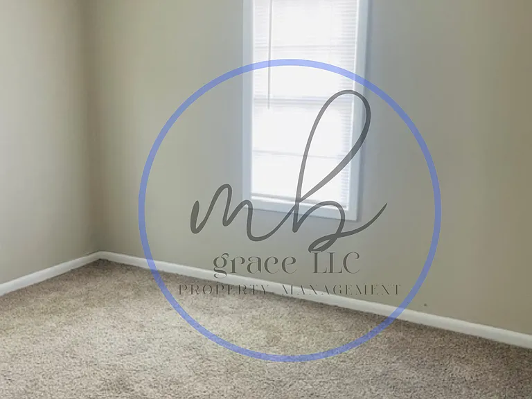 21 Deborah Ln — Photo 18