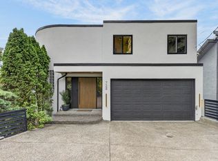 724 Ioco Rd, Pt Moody, BC V3H2W8
