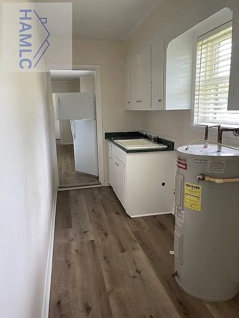 3 bed, 3.0 bath, 2289 sqft, $1,500 — Photo 4