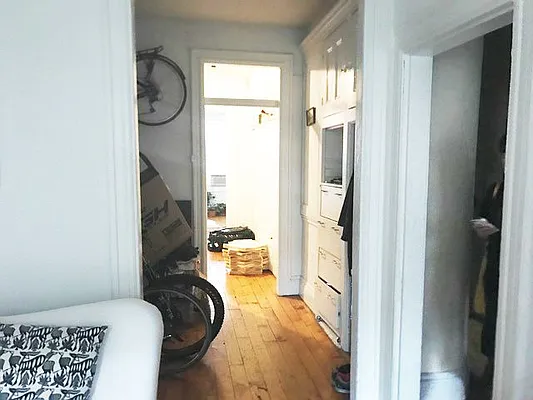 Rented by Ulas Real Estates Inc | media 9