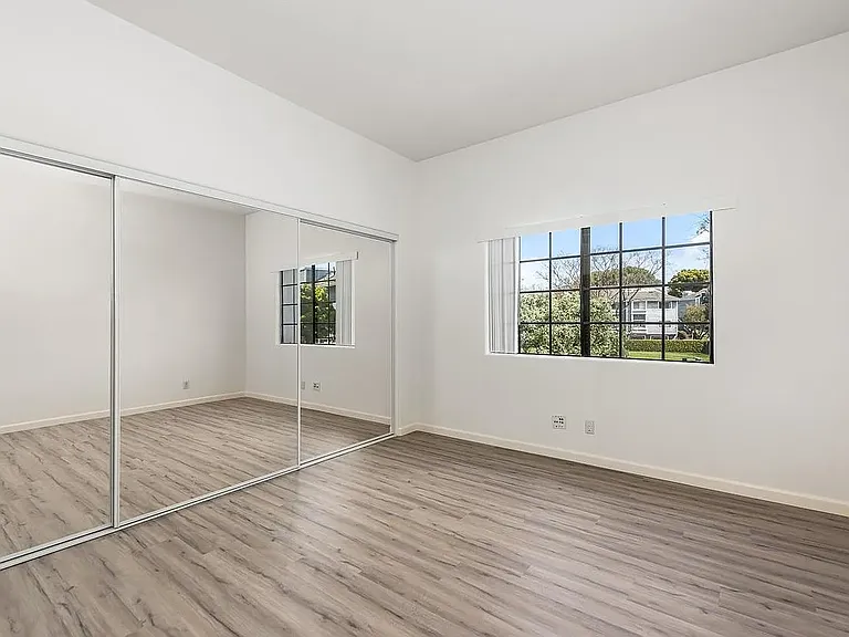 8182 Mainsail Dr #102 — Photo 14