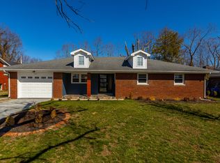 577 Dover Rd, Lexington, KY 40505