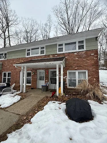 12 Ghost Pony Rd #B Photo 1