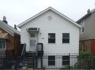2035 W 17th St, Chicago, IL 60608