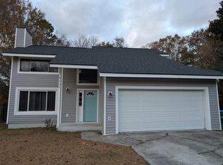 8207 N Ridgebrook Dr, North Charleston, SC 29420