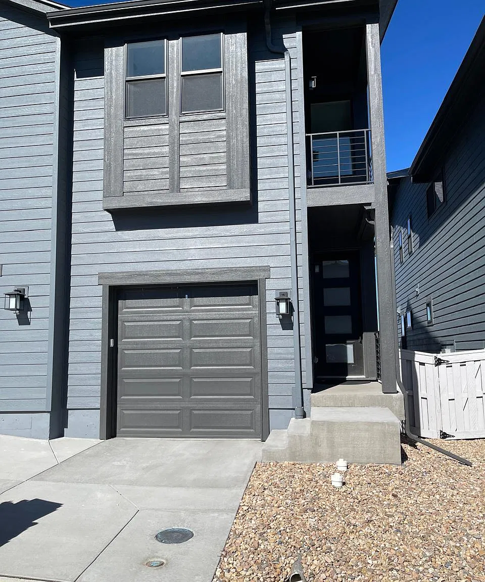 1 bed, 640 sqft, $1,600 — Photo 1