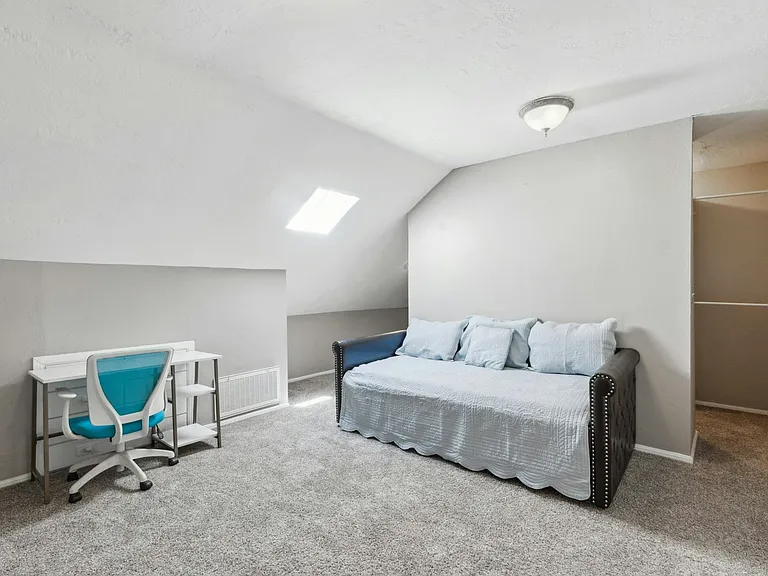1101 Glenwood Ave — Photo 36