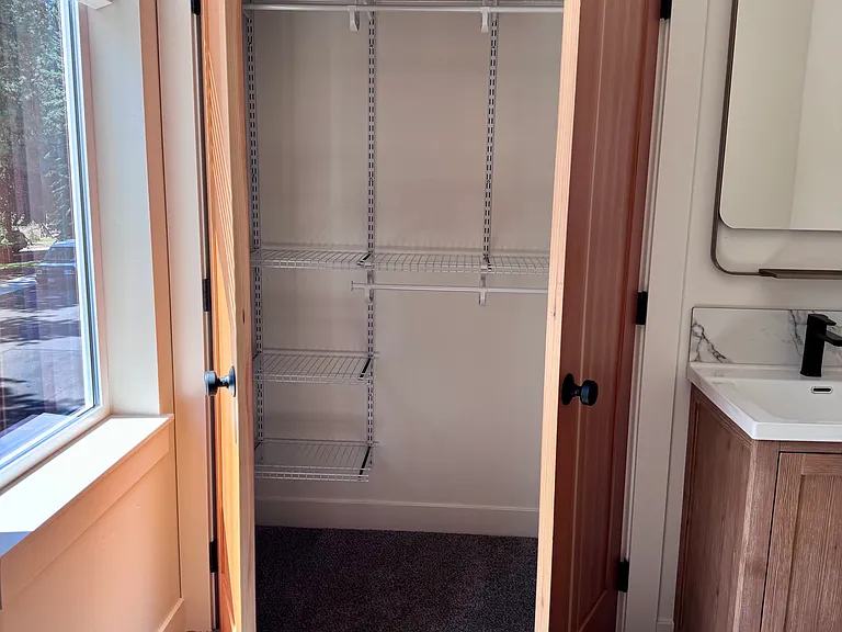 1838 SW Knoll Ave #2 — Photo 8