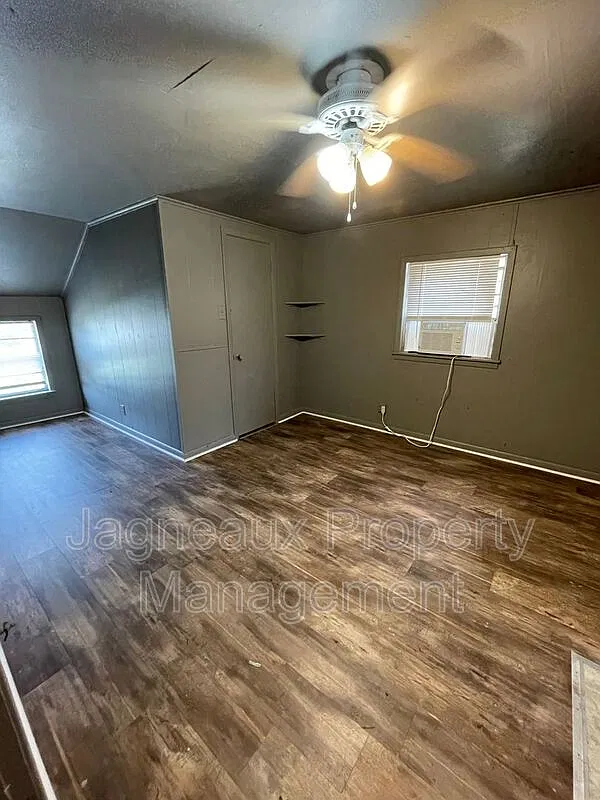 2 bed, 1.0 bath, 851 sqft, $750 — Photo 3