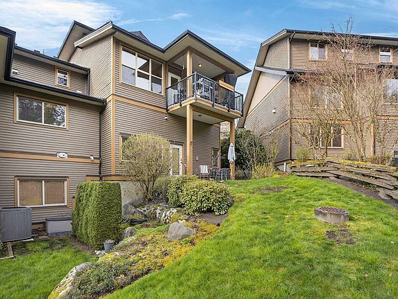 4th image of 24185 106b Ave #60