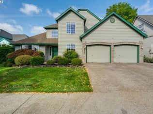 9687 SE Plover Dr, Happy Valley, OR 97086