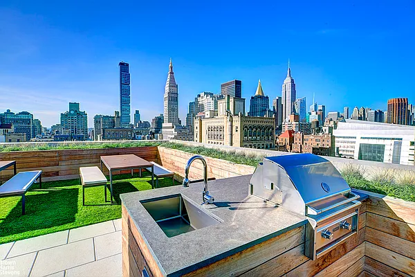 Sold by Brown Harris Stevens | media 15