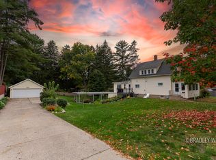 1120 S Church St, Hastings, MI