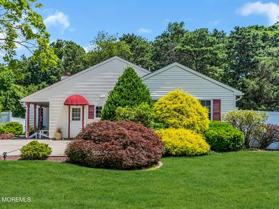 65 Colonial Drive, Tinton Falls, NJ, 07753