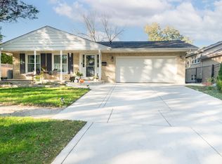 1326 Thomas St, Homewood, IL 60430