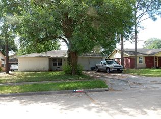 11006 Sagecrest Ln, Houston, TX 77089