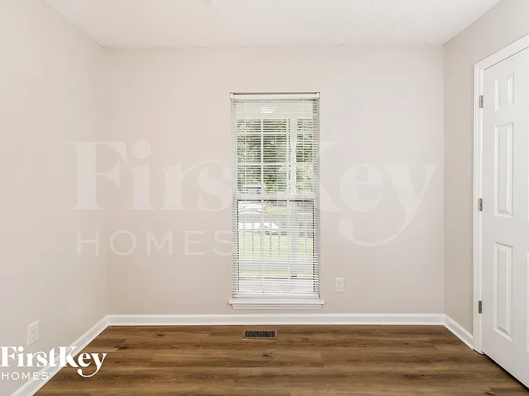 3628 Sharon Ave — Photo 13