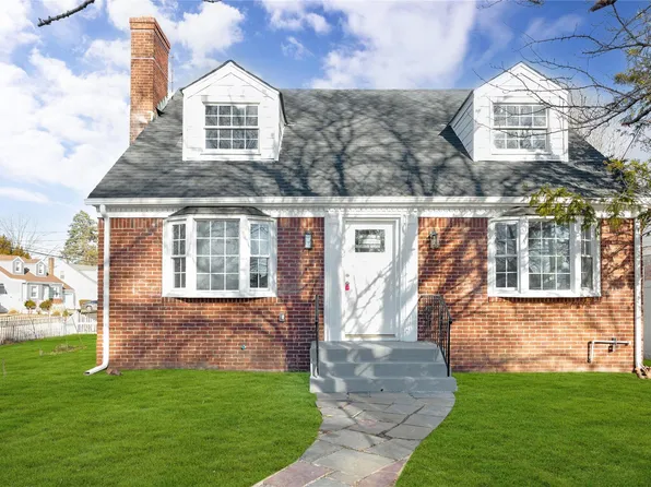 83 Ingraham Boulevard, Hempstead, NY 11550