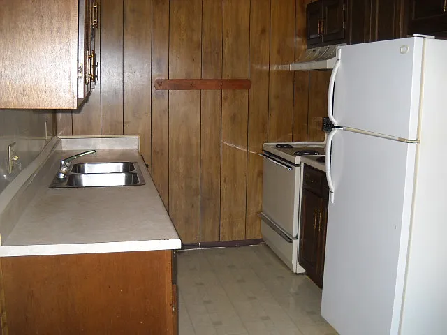 925 Minter Ln — Photo 4
