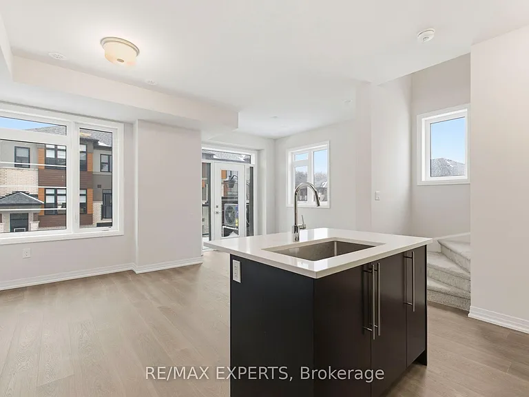660 Colborne St W #49 — Photo 8