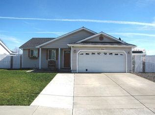 7702 27th St, White City, OR 97503
