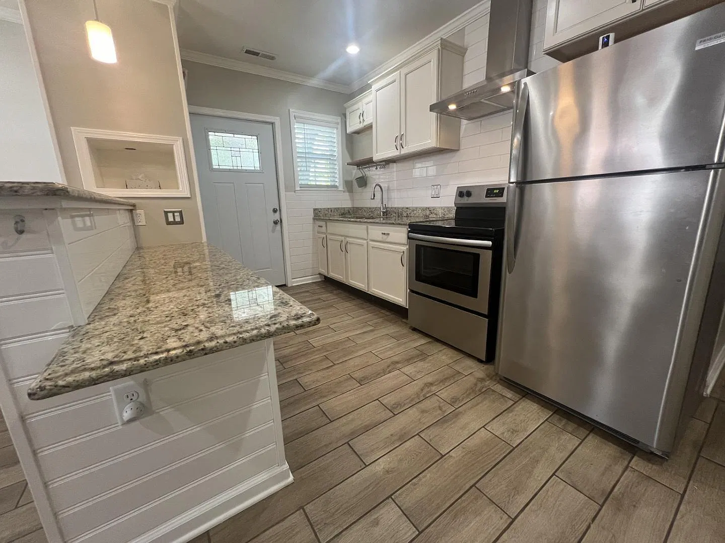 2 bed, 1.0 bath, 750 sqft, $1,400 — Photo 3