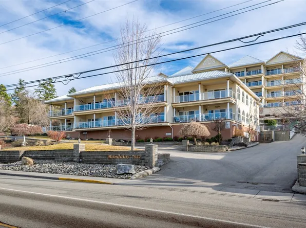 7922 Okanagan Landing Rd Unit 201, Vernon, BC V1H 2K5