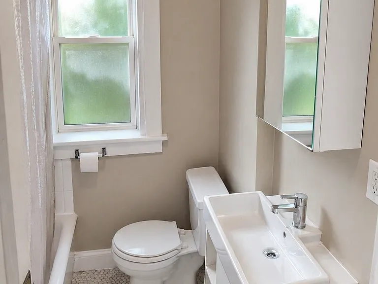 5403 Quincy St — Photo 12