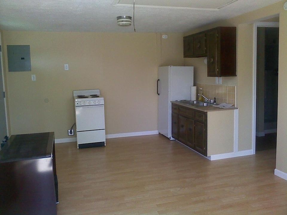2nd image of 602 Monroe St