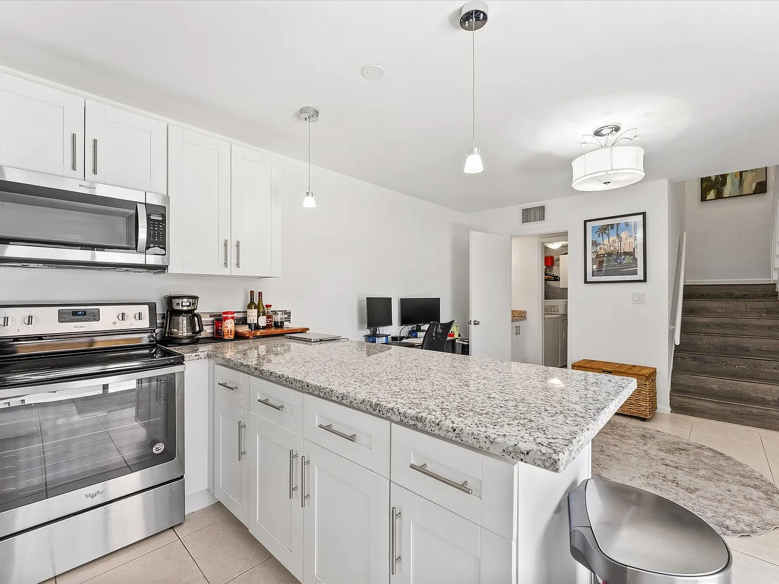 2 bed, 2.5 bath, 1380 sqft, $3,100 — Photo 3