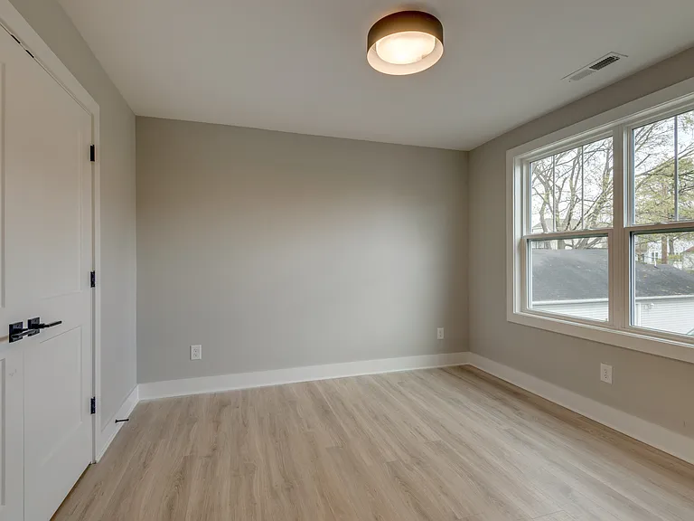 6199 Louisiana Ave — Photo 9