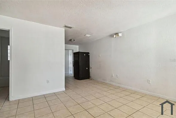 408 Jackson St — Photo 4