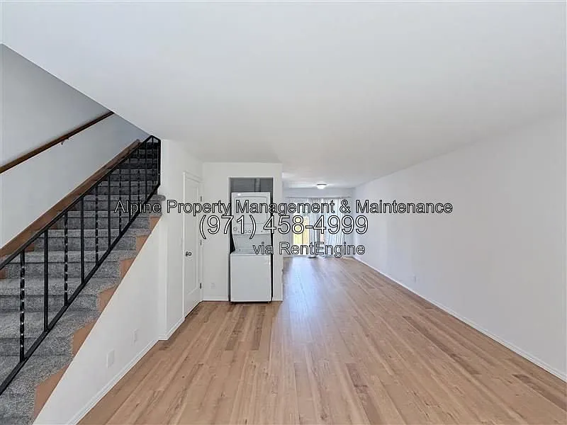 2 bed, 1.5 bath, 950 sqft, $1,750 — Photo 4