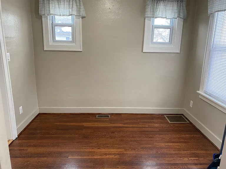Dining Rm