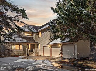 18620 Kittiwake Cir, Anchorage, AK 99516