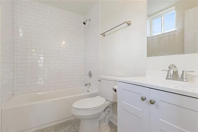 1826 Eagle St — Photo 5