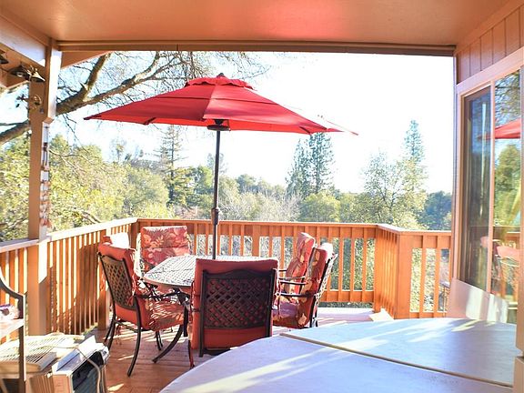 3rd image of 20327 Brook Dr