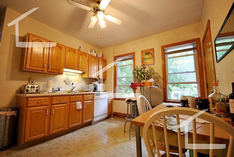 1st image of 12 Montcalm Ave #01