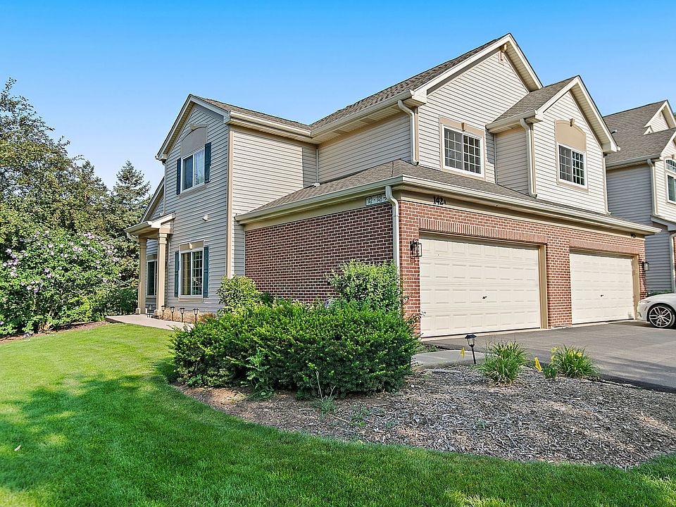 1st image of 142 Southwicke Dr Unit A