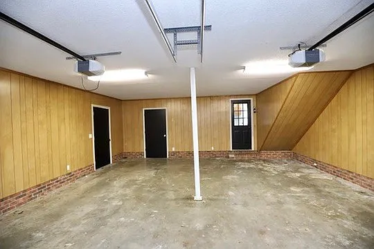 944 Twin Lakes Dr — Photo 73