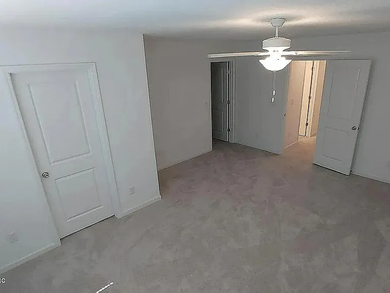 105 Boracay Cir — Photo 22