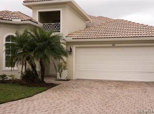 420 NW Stratford Ln, Port Saint Lucie, FL 34983