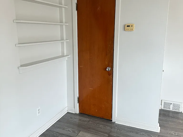 21011 Westway Dr #4 — Photo 17