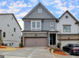 407 Retreat Ln, Canton, GA 30114