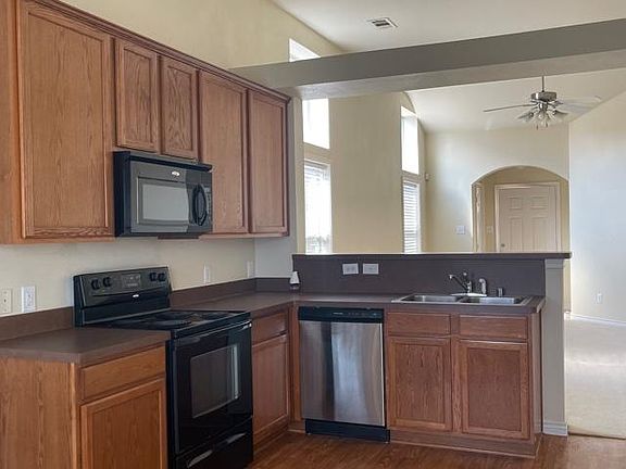 3rd image of 8916 Wild Rose Ln