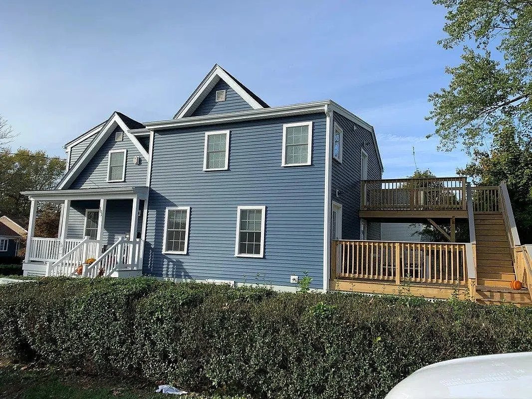 101 Charles St — Photo 1
